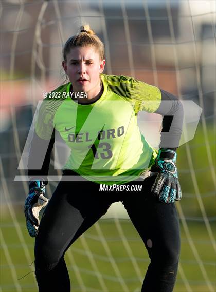 Thumbnail 1 in St. Francis vs. Del Oro (CIF SJS D2 Final) photogallery.