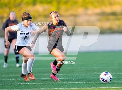 Thumbnail 2 in St. Francis vs. Del Oro (CIF SJS D2 Final) photogallery.