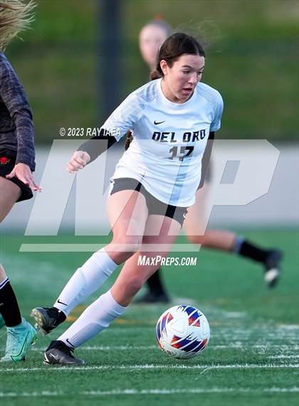 Thumbnail 3 in St. Francis vs. Del Oro (CIF SJS D2 Final) photogallery.
