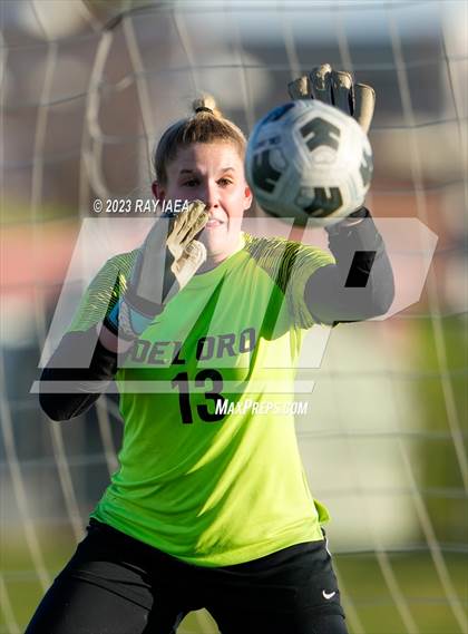 Thumbnail 3 in St. Francis vs. Del Oro (CIF SJS D2 Final) photogallery.