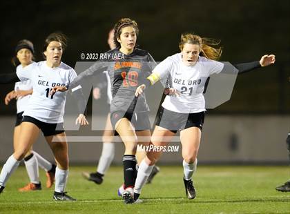Thumbnail 1 in St. Francis vs. Del Oro (CIF SJS D2 Final) photogallery.