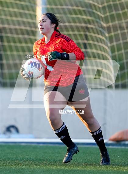 Thumbnail 3 in St. Francis vs. Del Oro (CIF SJS D2 Final) photogallery.