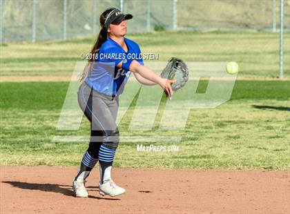 Thumbnail 1 in El Camino Real @ Agoura photogallery.