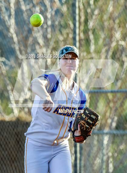 Thumbnail 2 in El Camino Real @ Agoura photogallery.