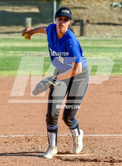 Thumbnail 3 in El Camino Real @ Agoura photogallery.