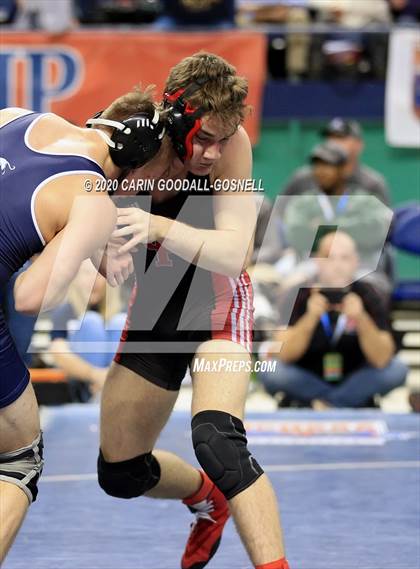 Thumbnail 3 in NCHSAA Wrestling Championship (Finals 160 lb) photogallery.