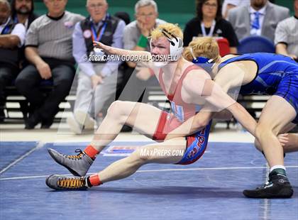 Thumbnail 3 in NCHSAA Wrestling Championship (Finals 160 lb) photogallery.