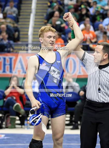 Thumbnail 2 in NCHSAA Wrestling Championship (Finals 160 lb) photogallery.