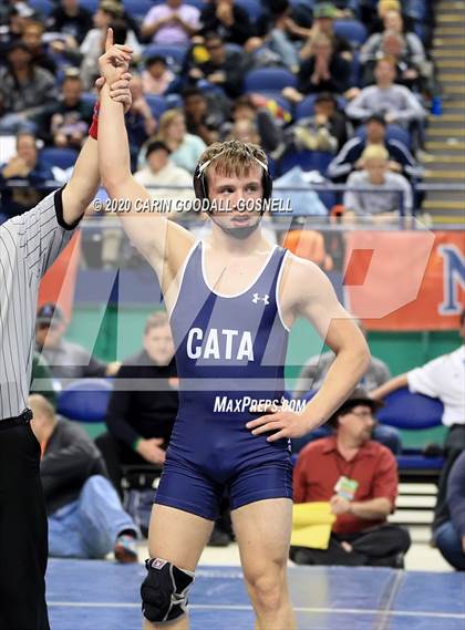 Thumbnail 3 in NCHSAA Wrestling Championship (Finals 160 lb) photogallery.