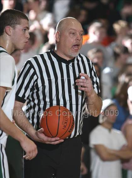 Thumbnail 3 in Catholic Central vs. Richard photogallery.