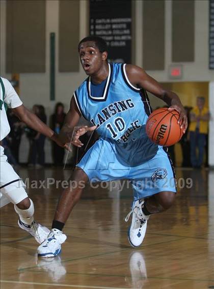 Thumbnail 3 in Catholic Central vs. Richard photogallery.