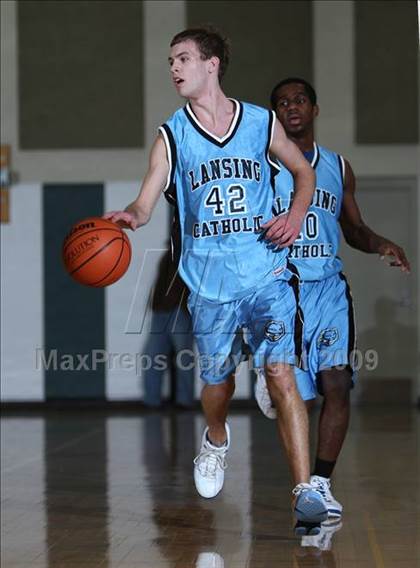 Thumbnail 3 in Catholic Central vs. Richard photogallery.