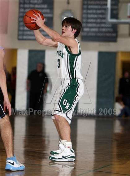 Thumbnail 3 in Catholic Central vs. Richard photogallery.