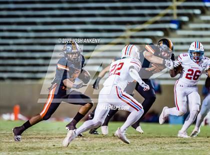 Thumbnail 2 in Archbishop Rummel @ Catholic-B.R. (LHSAA Division I Select Regional) photogallery.