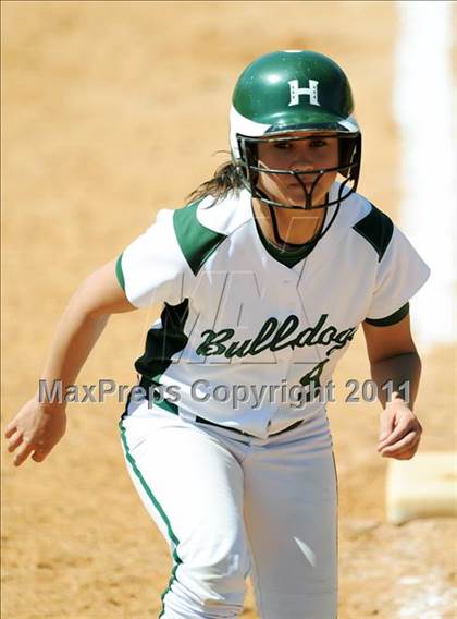 Thumbnail 1 in Oak Mountain vs. Holtville (Bob Jones Tournament) photogallery.