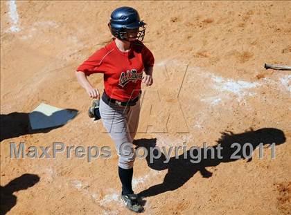 Thumbnail 2 in Oak Mountain vs. Holtville (Bob Jones Tournament) photogallery.