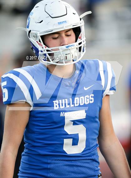 Thumbnail 3 in Downey vs. Burbank photogallery.