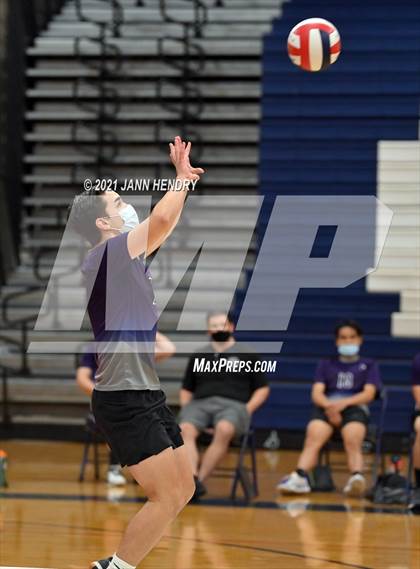 Thumbnail 3 in Silverado vs. Sierra Vista photogallery.