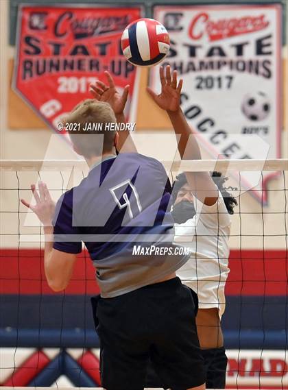 Thumbnail 2 in Silverado vs. Sierra Vista photogallery.