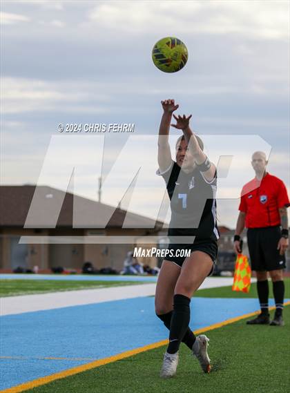 Thumbnail 3 in Sand Creek @ Vista Ridge photogallery.