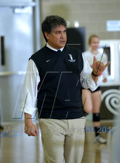 Thumbnail 2 in Archbishop Mitty vs. Santiago (CIF State D2 Final) photogallery.