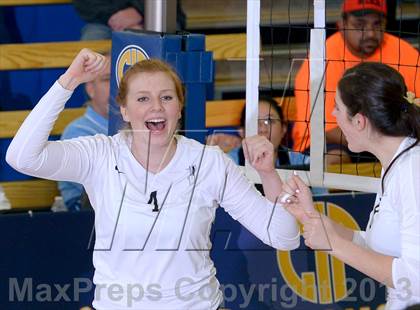 Thumbnail 3 in Archbishop Mitty vs. Santiago (CIF State D2 Final) photogallery.