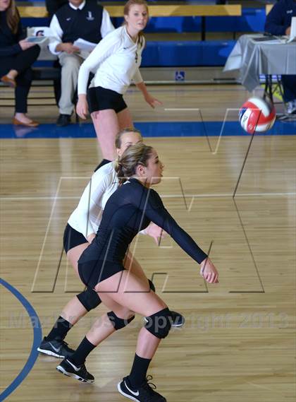 Thumbnail 3 in Archbishop Mitty vs. Santiago (CIF State D2 Final) photogallery.