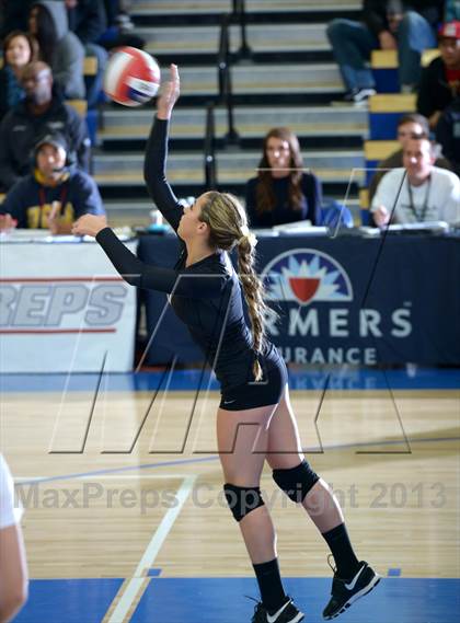 Thumbnail 3 in Archbishop Mitty vs. Santiago (CIF State D2 Final) photogallery.