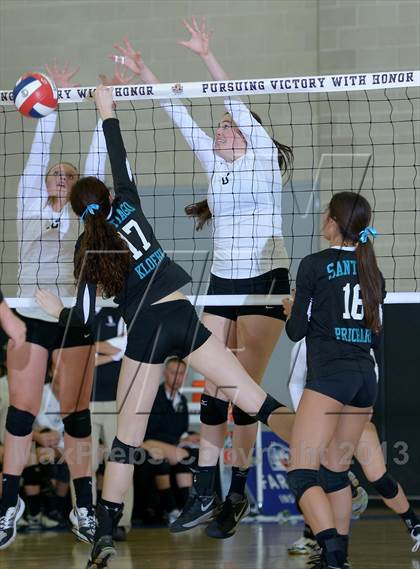 Thumbnail 2 in Archbishop Mitty vs. Santiago (CIF State D2 Final) photogallery.