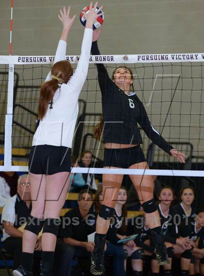 Thumbnail 3 in Archbishop Mitty vs. Santiago (CIF State D2 Final) photogallery.