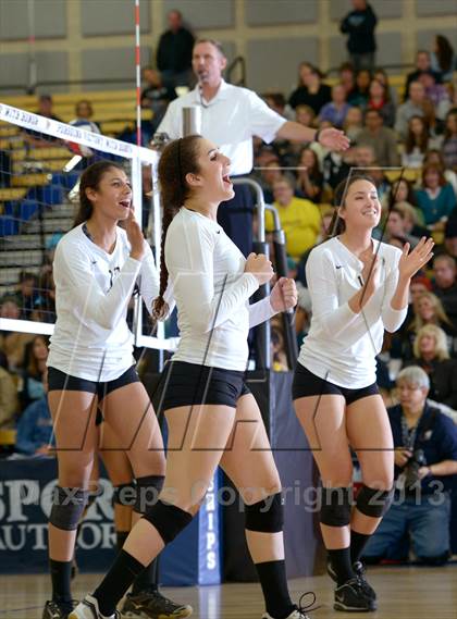 Thumbnail 1 in Archbishop Mitty vs. Santiago (CIF State D2 Final) photogallery.