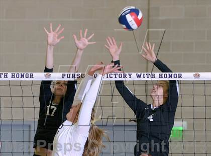 Thumbnail 1 in Archbishop Mitty vs. Santiago (CIF State D2 Final) photogallery.
