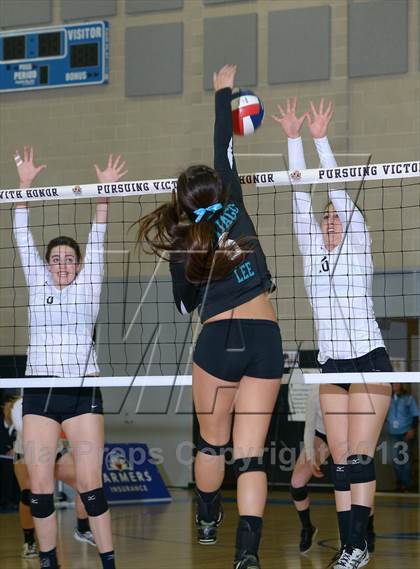 Thumbnail 2 in Archbishop Mitty vs. Santiago (CIF State D2 Final) photogallery.