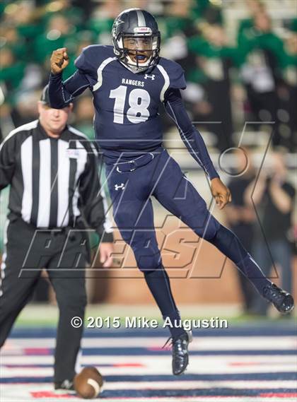 Thumbnail 1 in Lone Star vs. Lake Dallas (UIL 5A D2 Semifinal) photogallery.