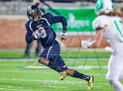 Thumbnail 3 in Lone Star vs. Lake Dallas (UIL 5A D2 Semifinal) photogallery.