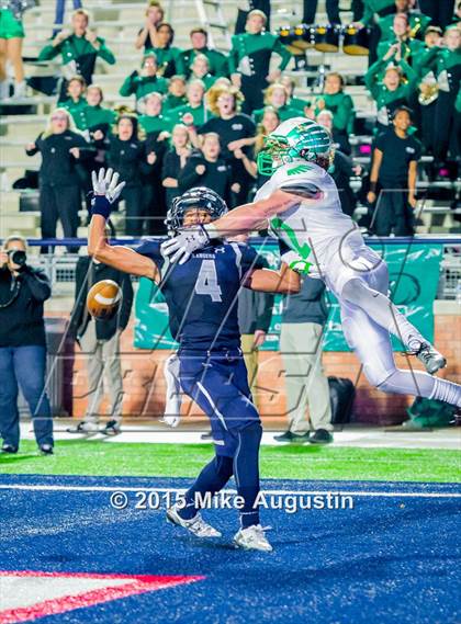 Thumbnail 1 in Lone Star vs. Lake Dallas (UIL 5A D2 Semifinal) photogallery.