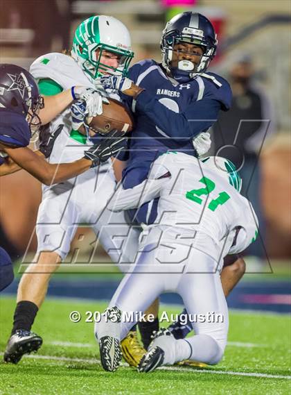 Thumbnail 1 in Lone Star vs. Lake Dallas (UIL 5A D2 Semifinal) photogallery.