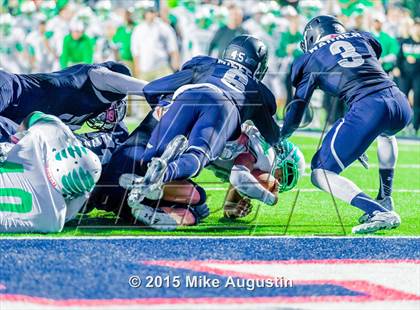 Thumbnail 2 in Lone Star vs. Lake Dallas (UIL 5A D2 Semifinal) photogallery.
