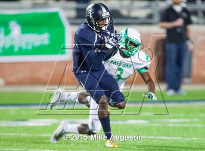 Thumbnail 3 in Lone Star vs. Lake Dallas (UIL 5A D2 Semifinal) photogallery.