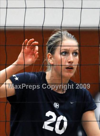 Thumbnail 1 in Los Alamitos vs. Newport Harbor (CIF SS D1AA Final) photogallery.