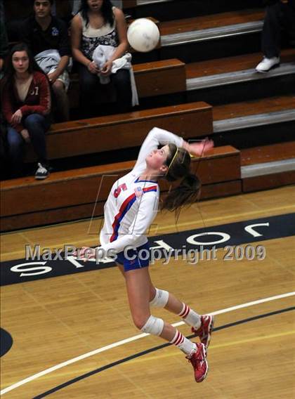 Thumbnail 2 in Los Alamitos vs. Newport Harbor (CIF SS D1AA Final) photogallery.