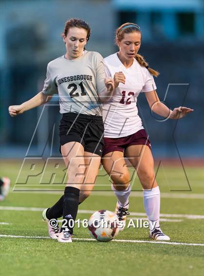 Thumbnail 1 in Tennessee vs. David Crockett (Big 7 Conference Jamboree) photogallery.
