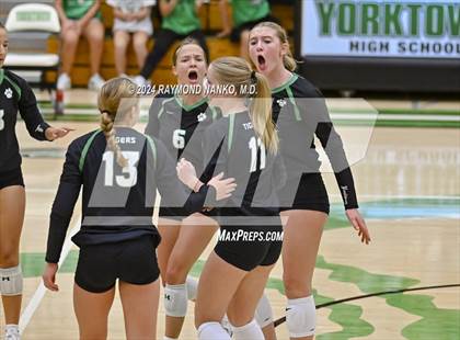Thumbnail 1 in Westfield @Yorktown  photogallery.