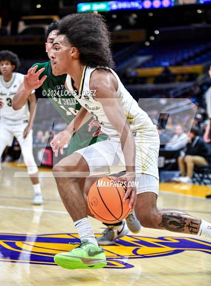 Thumbnail 2 in Notre Dame (SO) vs. De La Salle (Coastal Catholic Classic) photogallery.