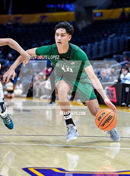 Thumbnail 2 in Notre Dame (SO) vs. De La Salle (Coastal Catholic Classic) photogallery.