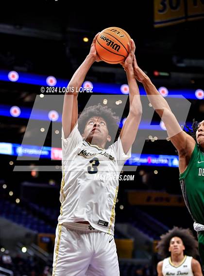 Thumbnail 1 in Notre Dame (SO) vs. De La Salle (Coastal Catholic Classic) photogallery.