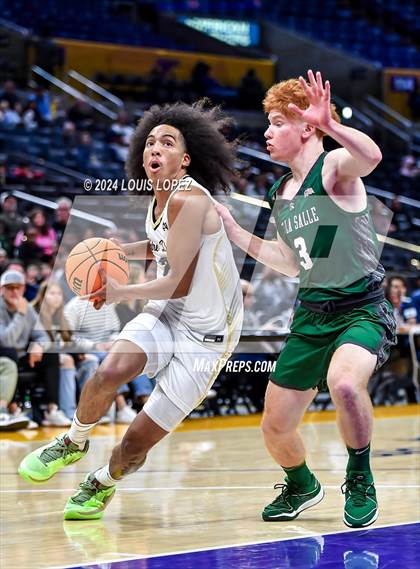 Thumbnail 3 in Notre Dame (SO) vs. De La Salle (Coastal Catholic Classic) photogallery.