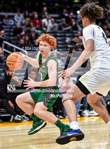 Thumbnail 2 in Notre Dame (SO) vs. De La Salle (Coastal Catholic Classic) photogallery.