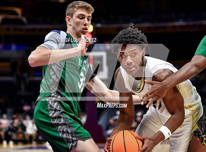 Thumbnail 2 in Notre Dame (SO) vs. De La Salle (Coastal Catholic Classic) photogallery.