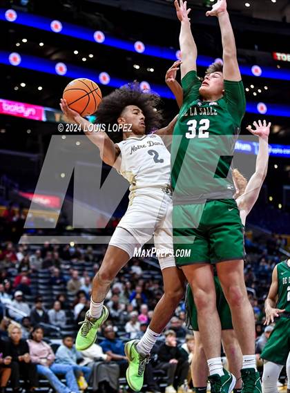 Thumbnail 2 in Notre Dame (SO) vs. De La Salle (Coastal Catholic Classic) photogallery.
